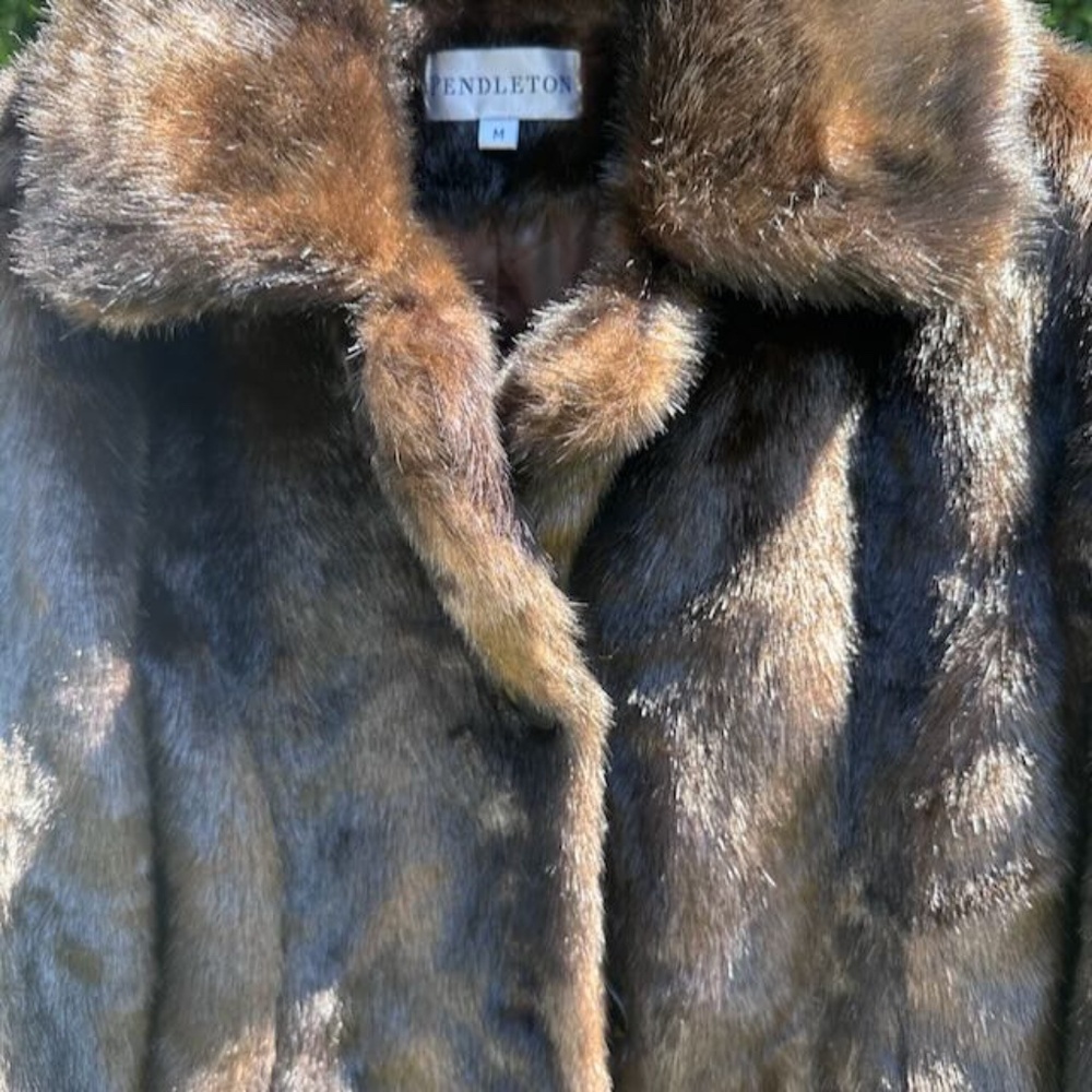 Pendleton Faux Fur Jacket - Picture 2 of 8